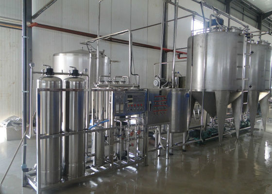 Chine Ligne de production laitière de paquet de Bailey, produit laitier faisant la machine pleine/semi à automobile fournisseur