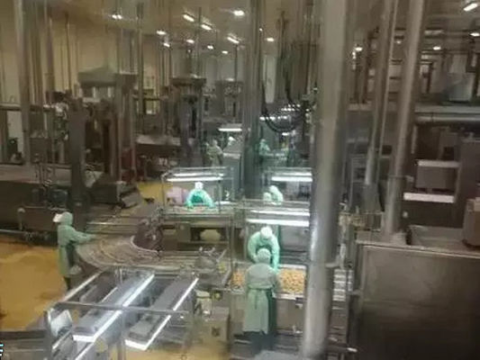 Chine Ligne cuite automatique de production de viande, chaîne de fabrication de volaille pour le porc/boeuf/agneau fournisseur