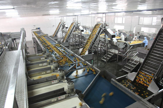Chine Chaîne de production de boîte en fer blanc de nourriture 100-300 boîtes entièrement semi automatiques par grande vitesse d'heure fournisseur