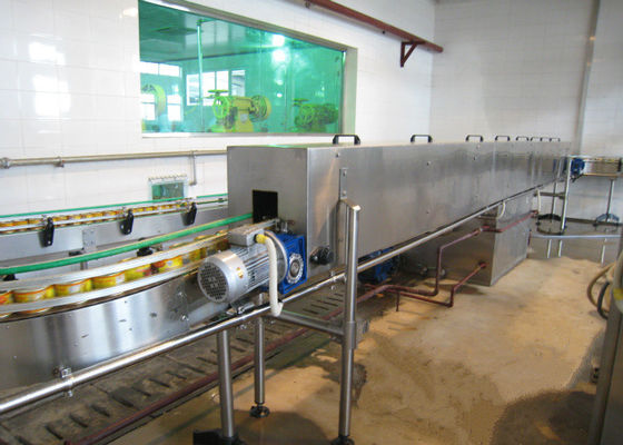 Chine Ligne de production alimentaire en boîte par poulet halal machines de traitement de volaille pour des bidons de fer fournisseur
